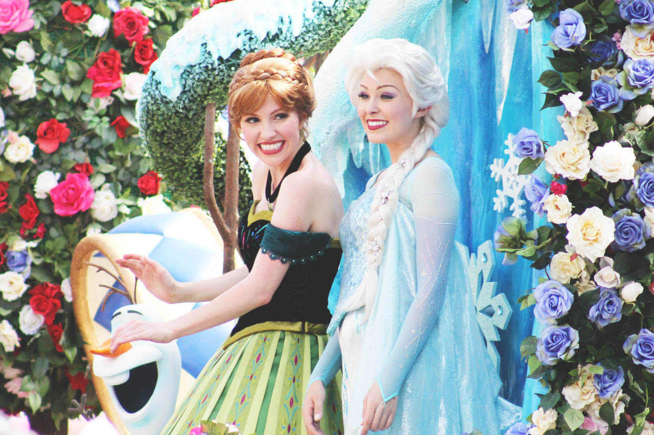 Les personnages de Frozen dans les parcs Disney  Tumblr_n2i5xtK6ZV1qfk3s6o2_1280