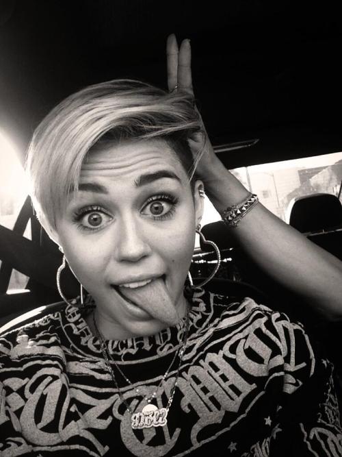 kendall-cyrus: Miley Cyrus &amp; Kendall Jenner Blog