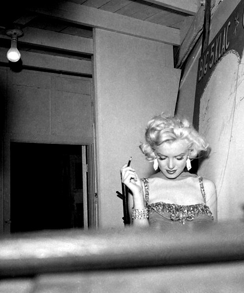 theniftyfifties: Marilyn Monroe
