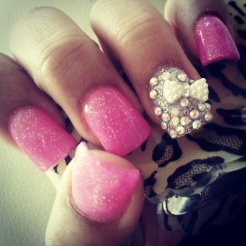 Glitter my post pink bow nails bedazzled cheetah print sparklinggteaseee •