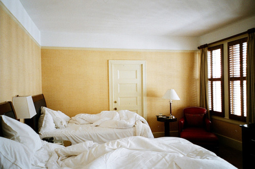 slanting: our room at The Gunther Hotel by alejandrolavinjr on Flickr.