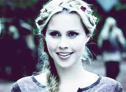 Claire Holt/კლერ ჰოლტი Tumblr_mqcw90oh8E1rqe32ao1_250