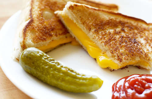 prettygirlfood: Grilled Cheese Sandwich More delicious food here!