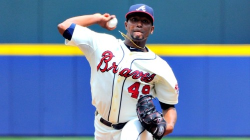 Julio Teheran might be getting lucky, but it doesn't matter. (USATSI)