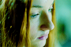 Sophie Turner (Sansa Stark) - Σελίδα 2 Tumblr_mytutaW9ce1rsgntko5_250