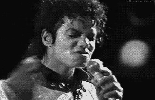 GIF su Michael Jackson. - Pagina 8 Tumblr_n3bkwxnlkg1sasilxo1_500