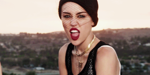 Miley Cyrus / მაილი საირუსი - Page 2 Tumblr_n5gslqGK4d1qcm0m3o1_500