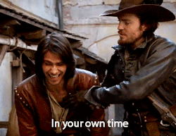 The Musketeers - Page 6 Tumblr_n3m35tOzlw1sp0p54o1_250