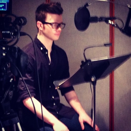 Robodog featuring the voice talent of Chris Colfer. - Page 4 Tumblr_n0cbt5eZMx1qe476yo1_500