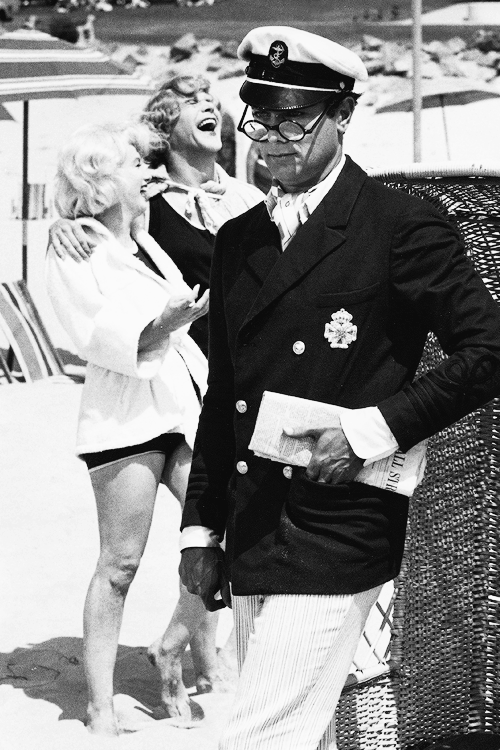 msmildred: Tony Curtis, Marilyn Monroe and Jack Lemmon during the filming of “Some Like It Hot” 