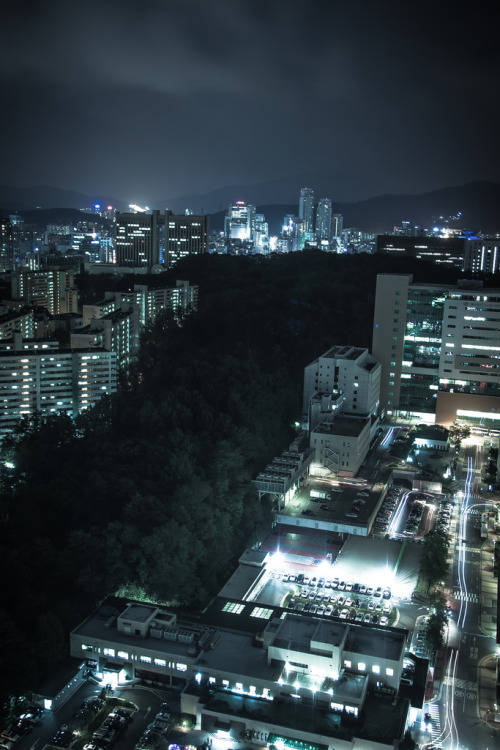 ethertune: Seoul in Blue (By ohad*) 