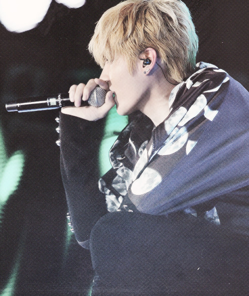 11/100 pictures of Kris.