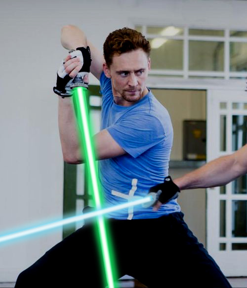 haveahiddles: Jedi Master Tom Hiddleston. Has this been done? It needed to be done. Just&#8230; thank you 