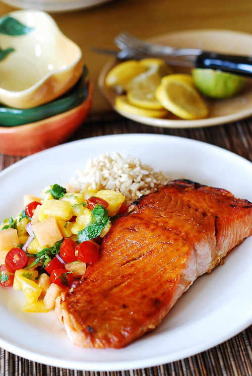 in-my-mouth: Broiled salmon with mango salsa and rice More delicious food here! 