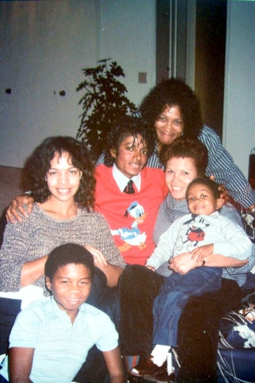 Michael Jackson Com Famosos - Página 2 Tumblr_n6z41heRQu1rmdcxmo1_500