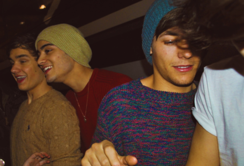 Two of the most beautiful things i&#8217;ve ever see in my life. ZIAM and LARRY. CAN YOU FEEL THE LOVE&#160;?