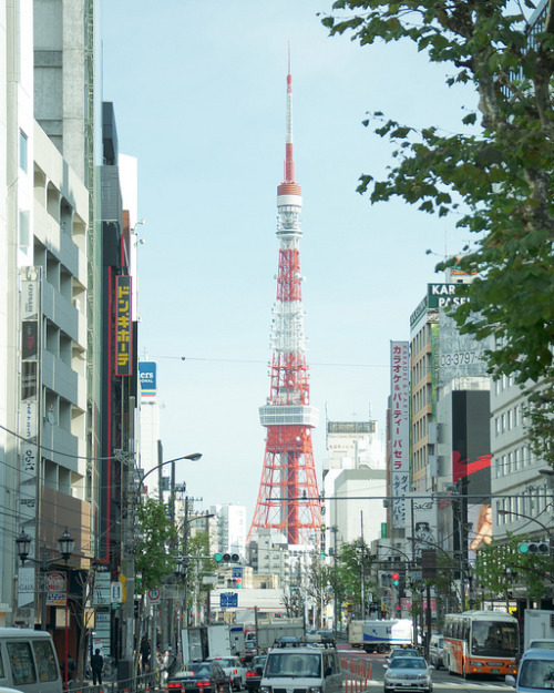 Tokyo Tower - from Roppongi Intersection by Active-U on Flickr.