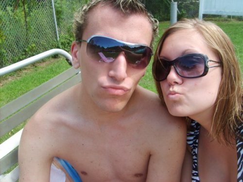 it’s really rare to see a dude doing a better duckface than a chick, but hey, we guess it happens.