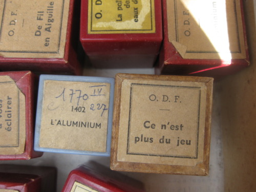 I came across these great little boxes on a recent trip to Paris.  I always find Flea Markets to be a great place for discovering little treasures.