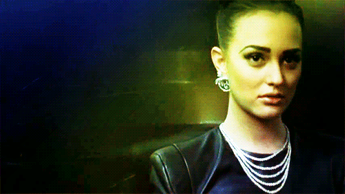 Top 15 People of 2010 || #15 Leighton Meester “I went through so many phases in high school that I can’t say exactly what my style was. A combination of just rolling out of bed and going to class and kind of defying my femininity by wearing sweatshirts with holes in them, never wearing heels or skirts. Also, all black almost all the time. “ 