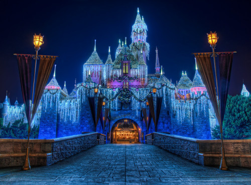 Amazing HDR Photos From Disneyland