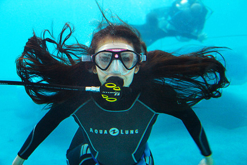 Nina during underwater rehearsals for the finale, 3.22 &#8216;The Departed&#8217;