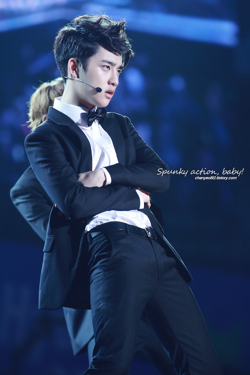 PLS DO NOT CUT OUT THE LOGO | DO NOT EDITcr: Spunky action, baby! | chanyeol92.tistory.com