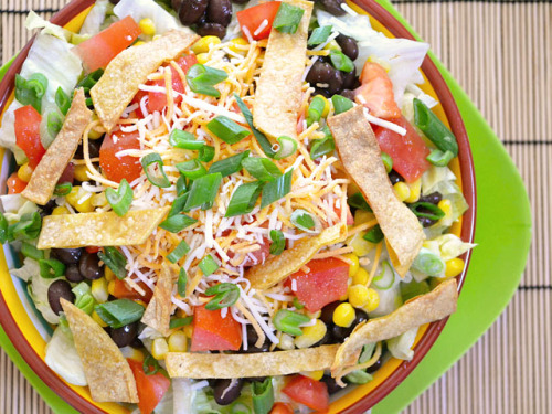 thecraving: Southwest Salad with Taco Ranch Dressing 
