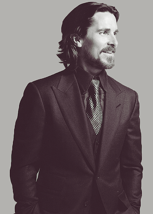  » 34/100 → Christian Bale 