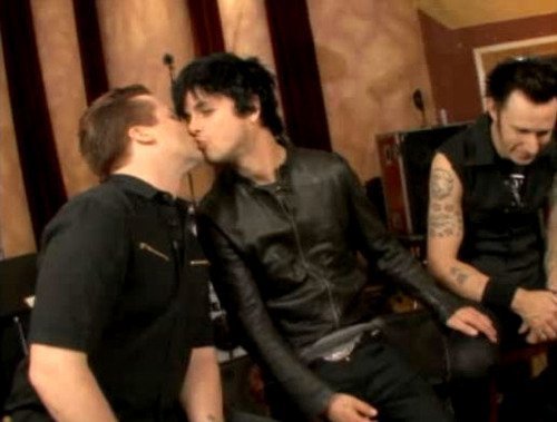 Green Day Gay Kiss 86