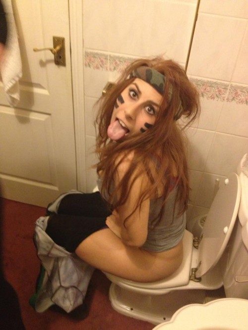 girls toilet College pooping on
