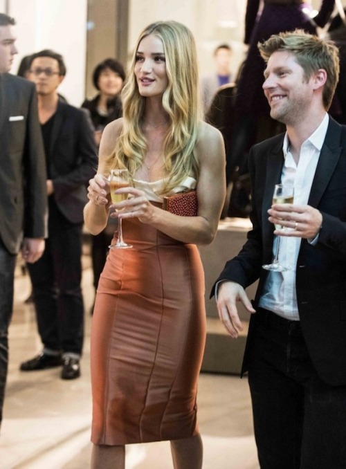 allaboutrosie: Rosie Huntington-Whiteley at Burberry Pacific Place store event in Hong Kong Nov 1st 2012 
