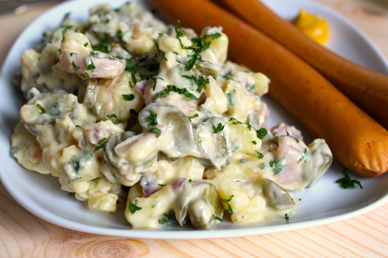 Kartoffelsalat Mit Mayonnaise Und Essiggurken — Rezepte Suchen