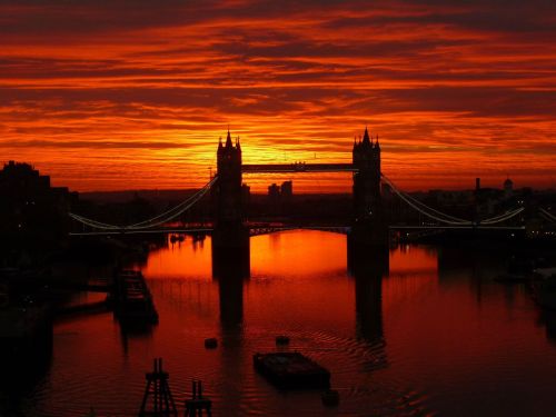 nedhepburn:

Sunrise at Tower Bridge, London, November 12th,...