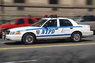 Polícia Abate Homem a Tiro no Centro de Nova Iorque