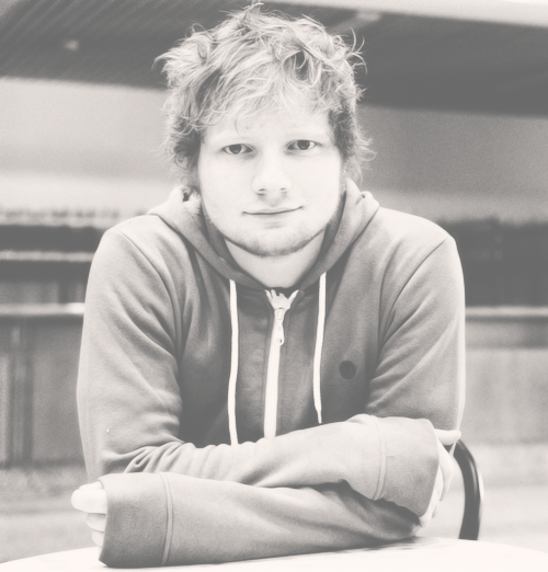 edsheeransguitar: We’re fallin’ for his eyes, but he doesn’t know it yet. 