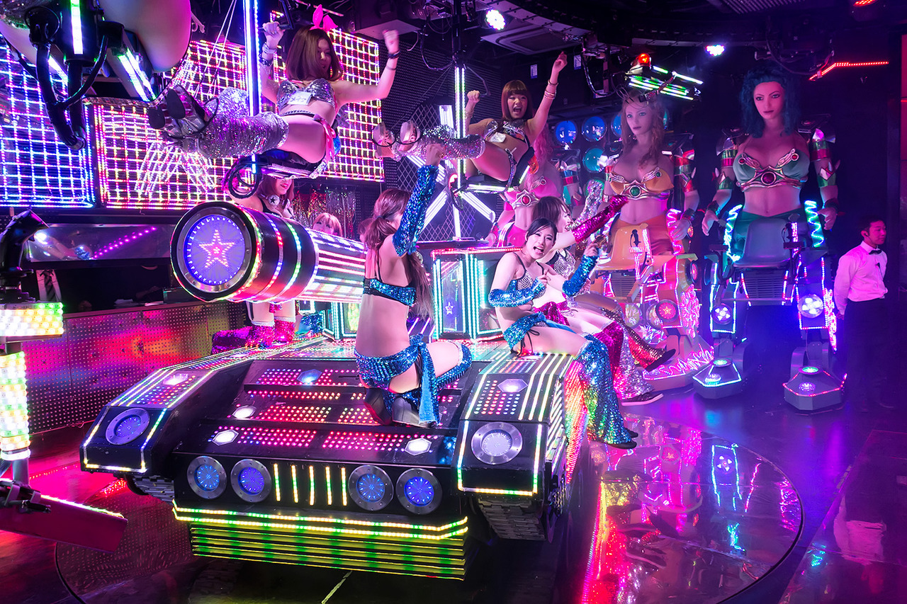 I finally went to the Tokyo Robot Restaurant. There are no words. Just go!